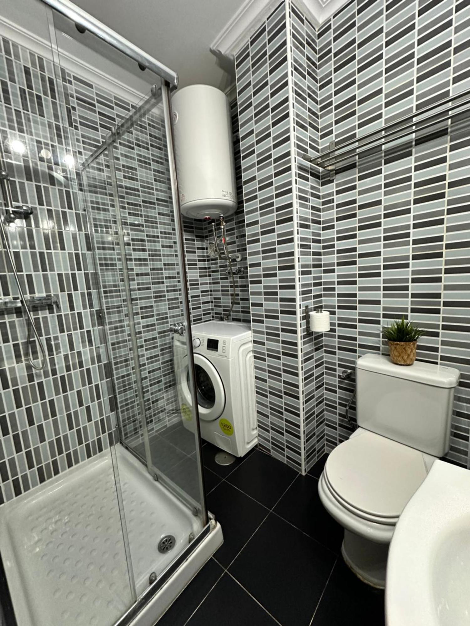 Carreteria Deluxe Apartment Malaga Exterior photo